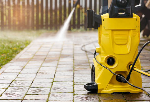 Best Driveway Pressure Washing  in Tustin, CA